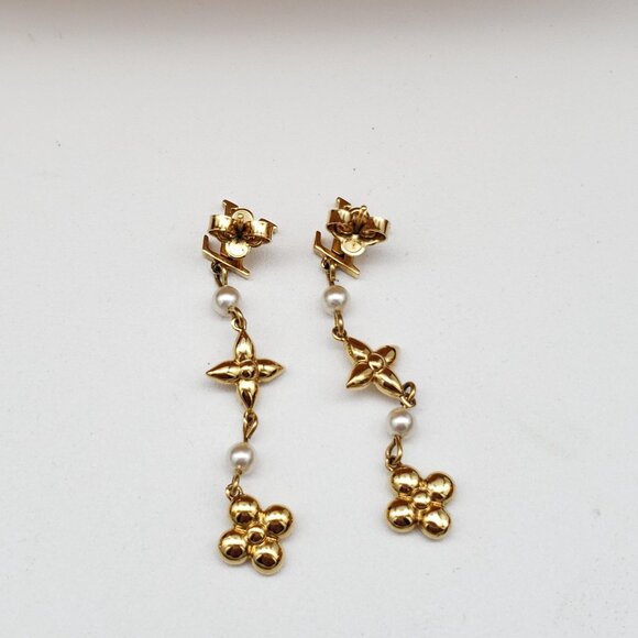 Louis Vuitton Metal Pearl Louisa Drop Earrings in gold-tone metal w/faux pearl - Picture 7 of 12